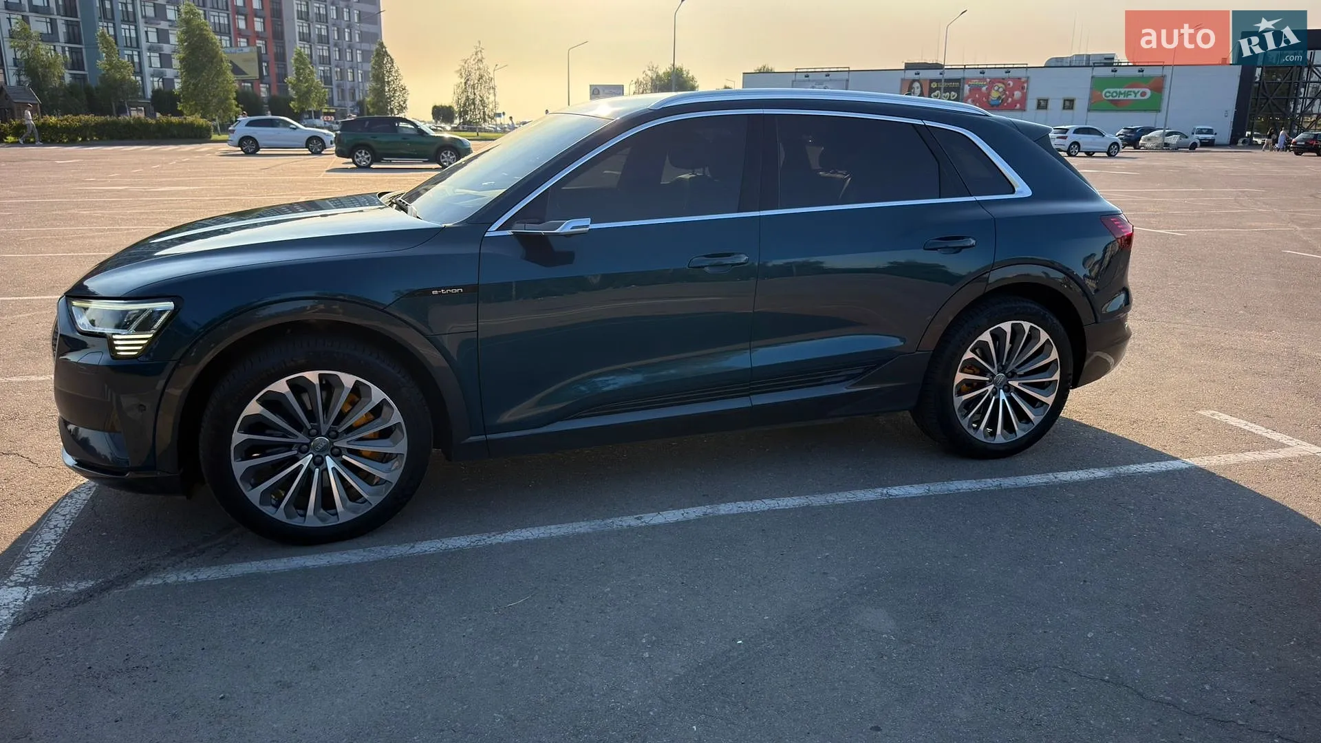 2019 Audi e-tron - мініатюра 7