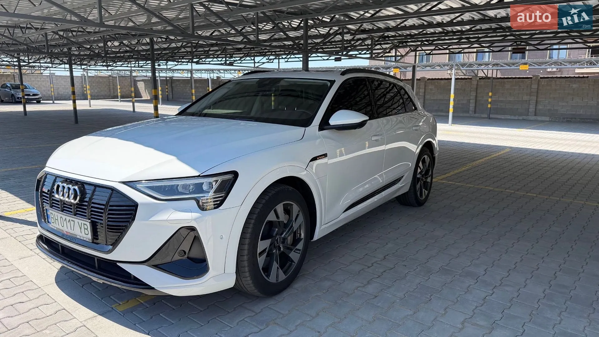 2021 Audi e-tron - мініатюра 8