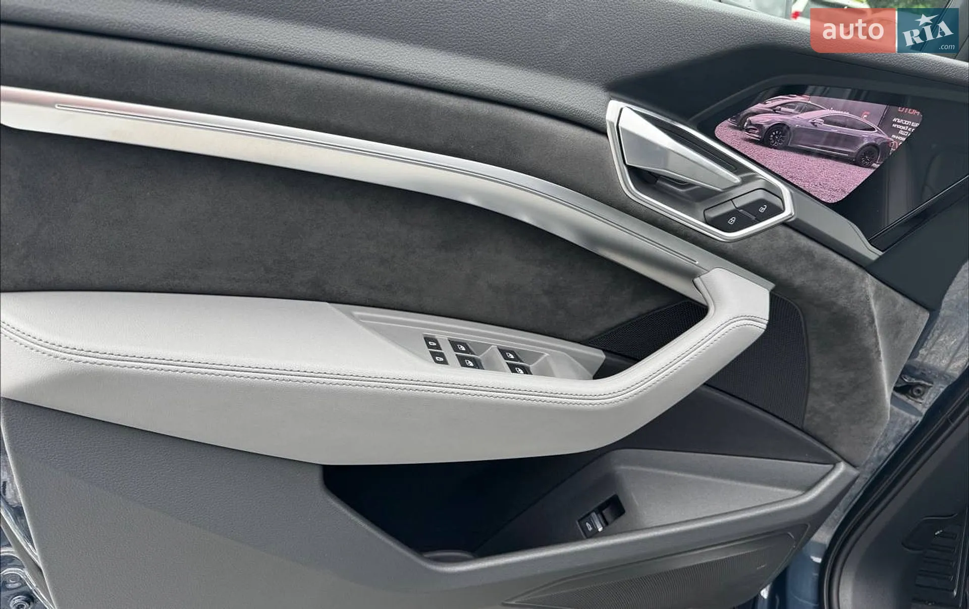 2021 Audi e-tron - мініатюра 15