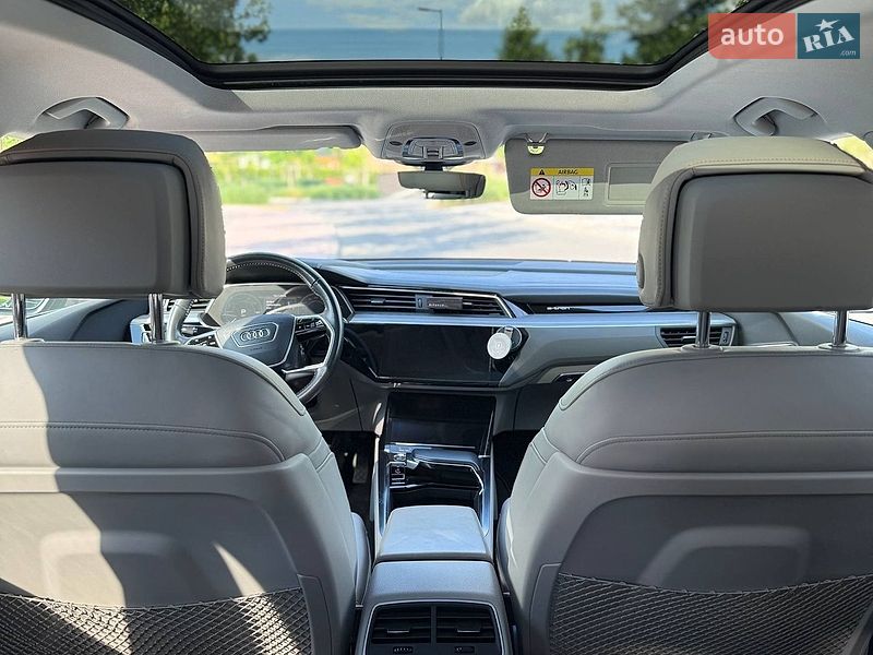 Внедорожник / Кроссовер Audi e-tron 2019 в Ирпене