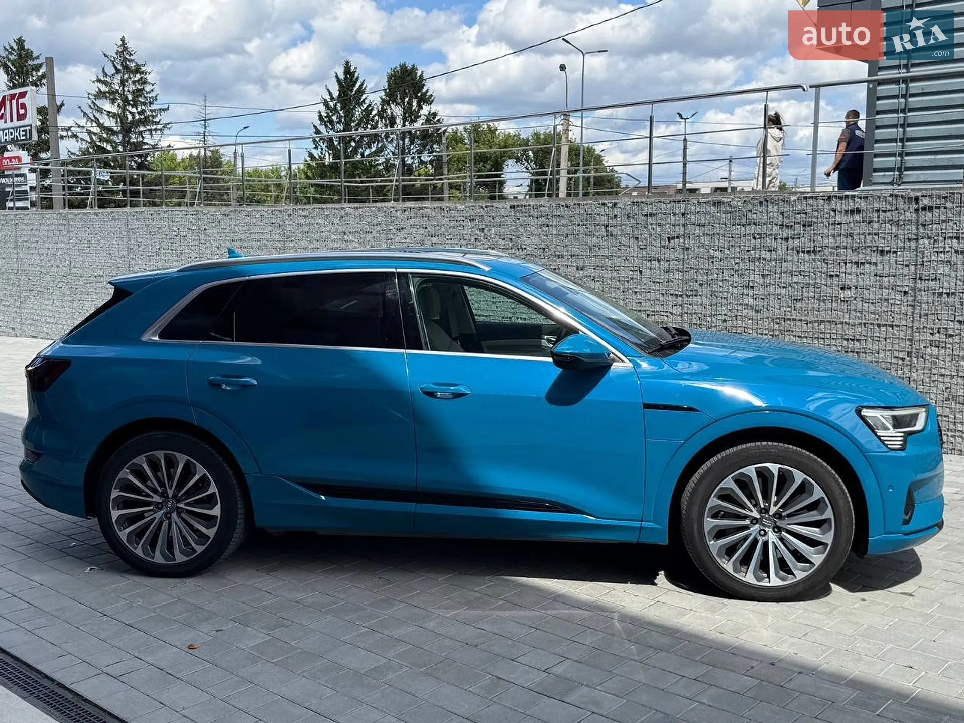 2019 Audi e-tron - мініатюра 6