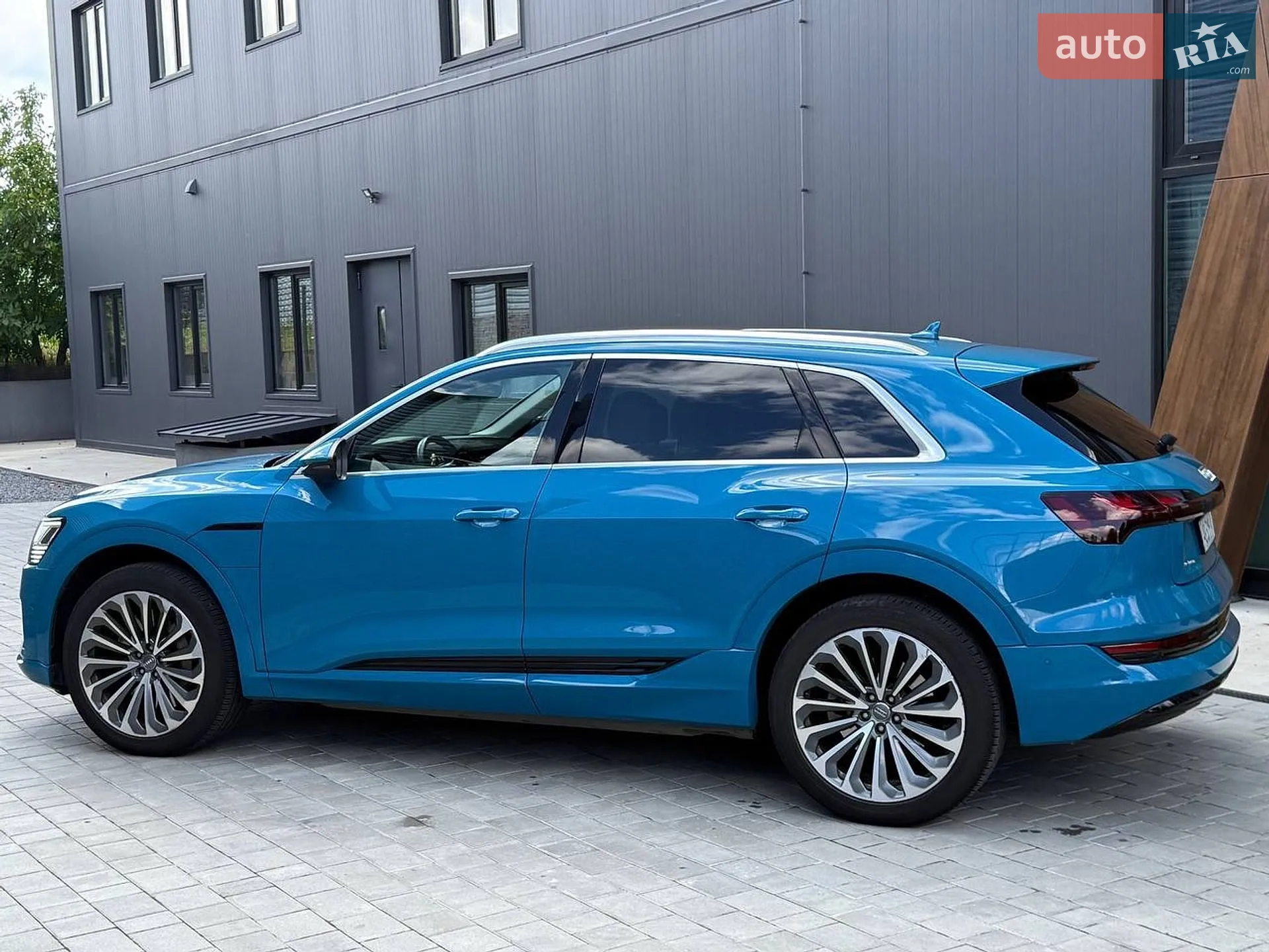 2019 Audi e-tron - мініатюра 43