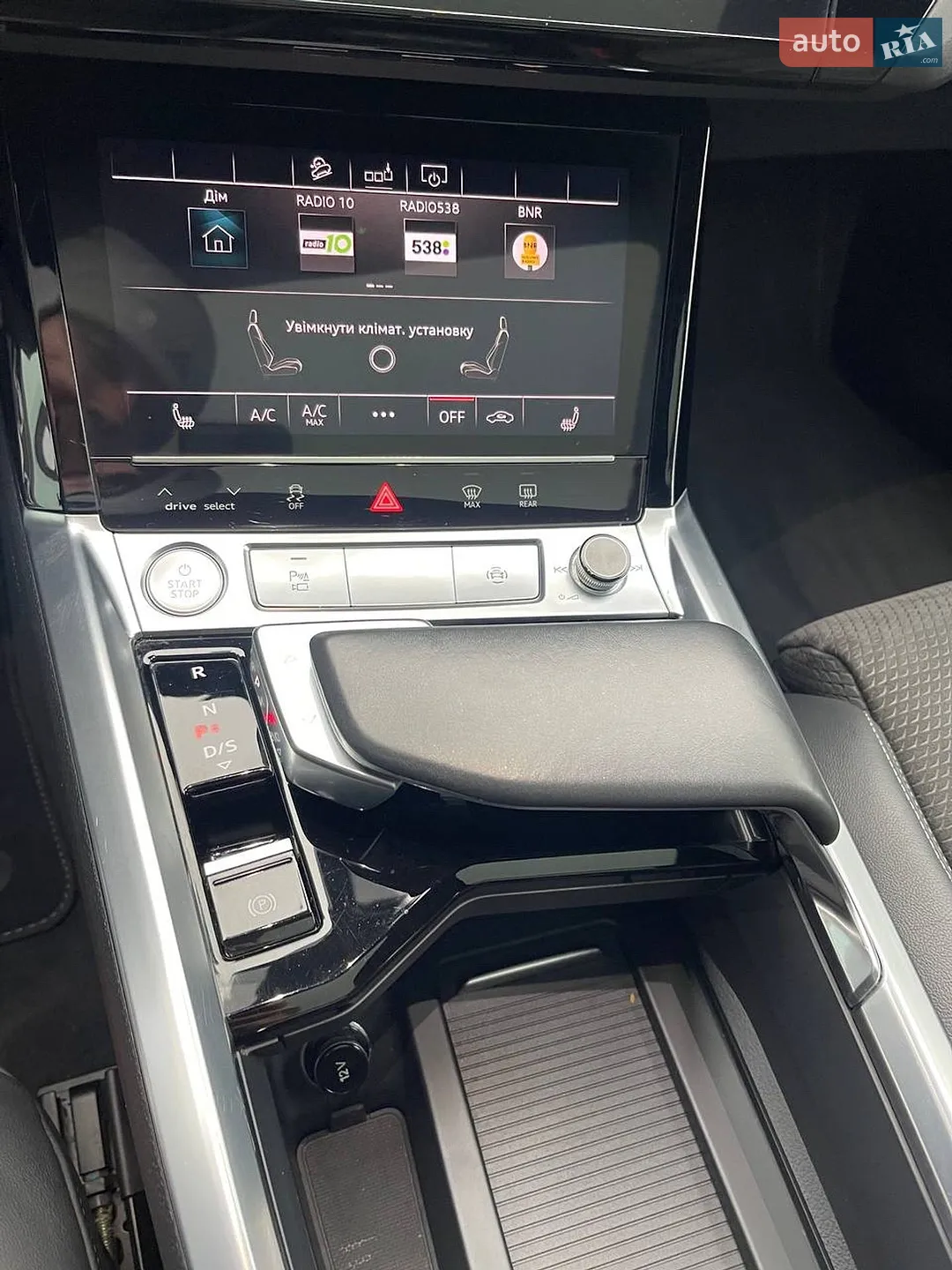 2019 Audi e-tron - мініатюра 14