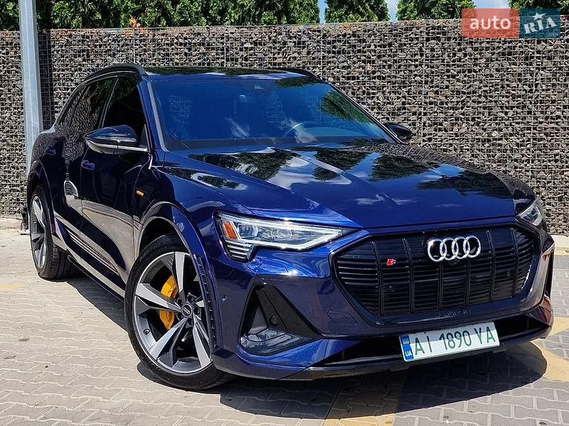 Audi e-tron