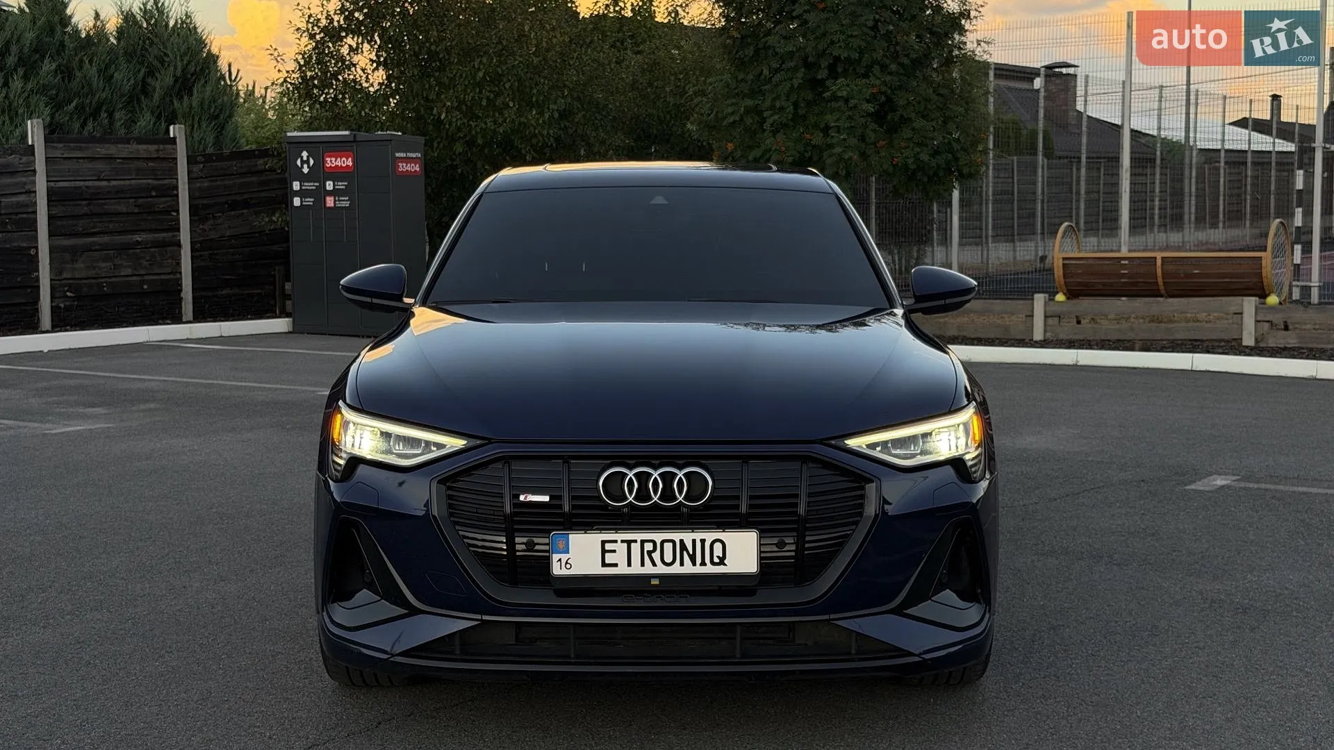 2020 Audi e-tron - мініатюра 2