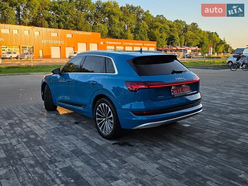 Позашляховик / Кросовер Audi e-tron 2019 в Луцьку