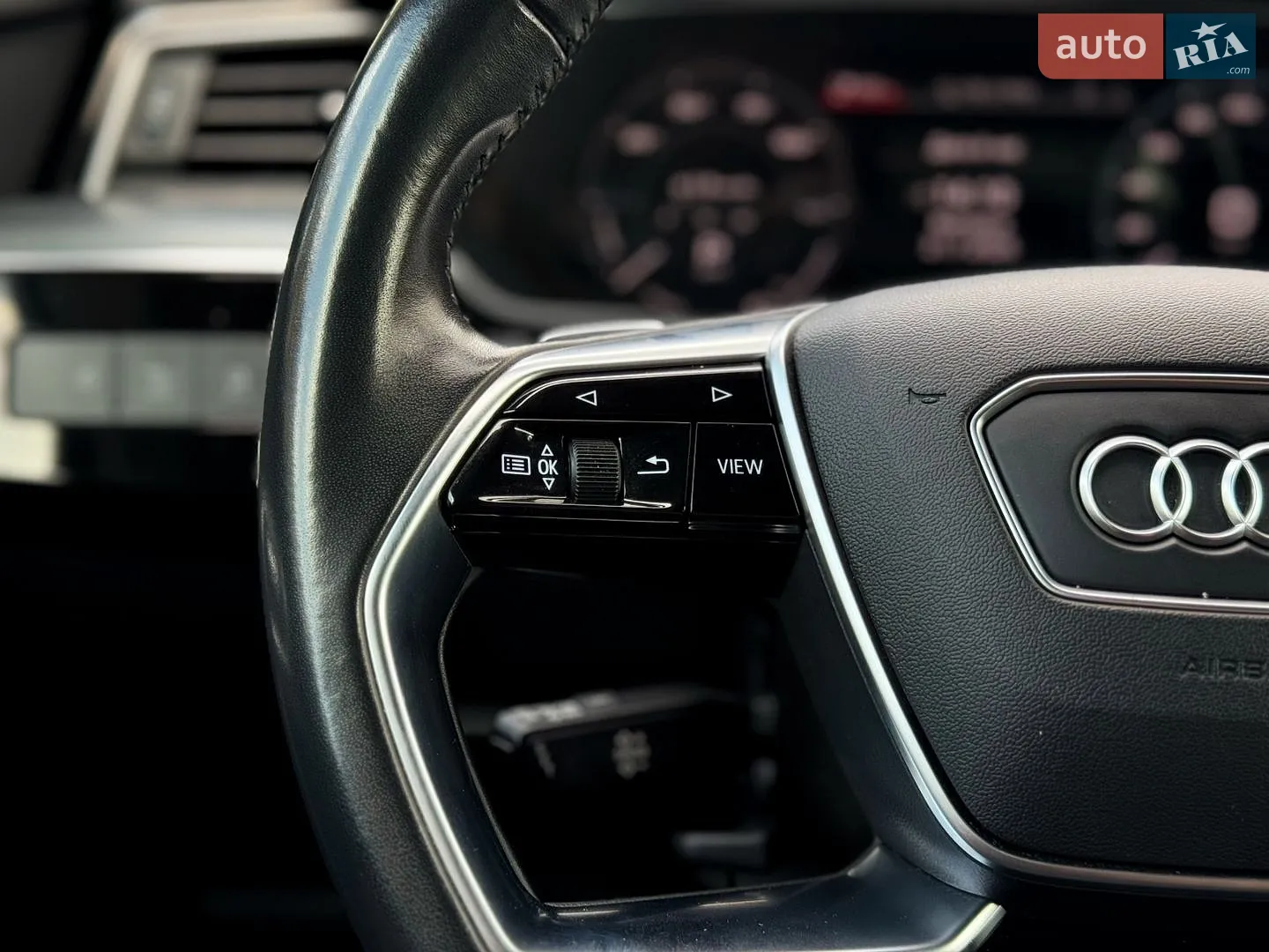 2020 Audi e-tron - мініатюра 25