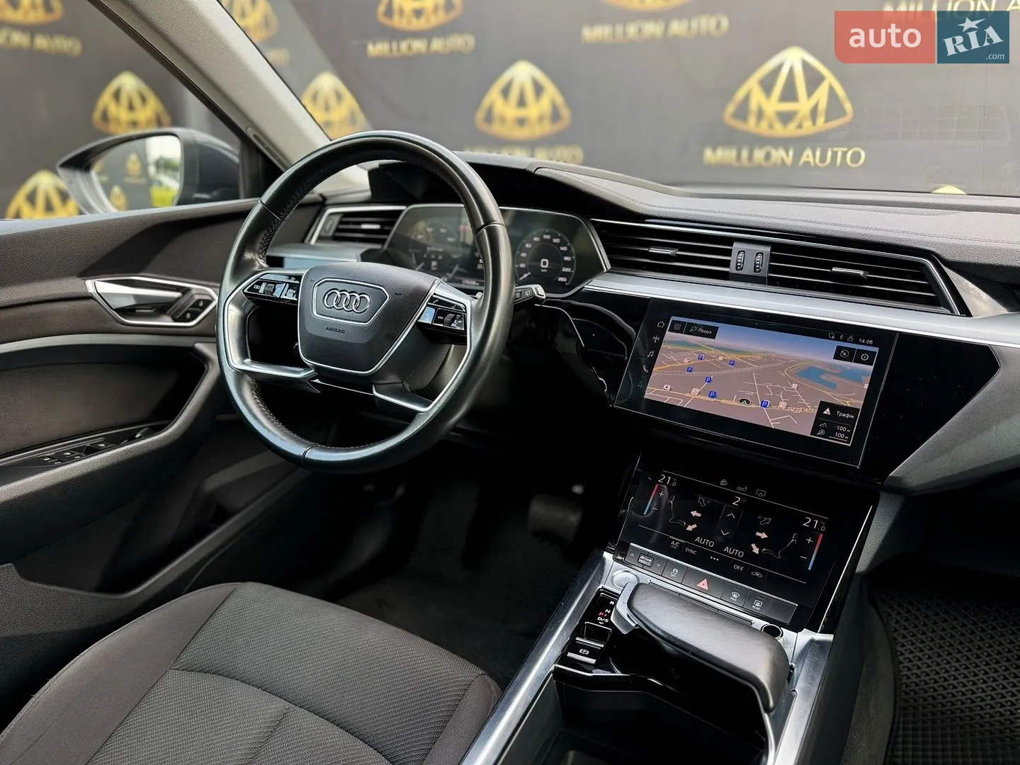 2020 Audi e-tron - мініатюра 19