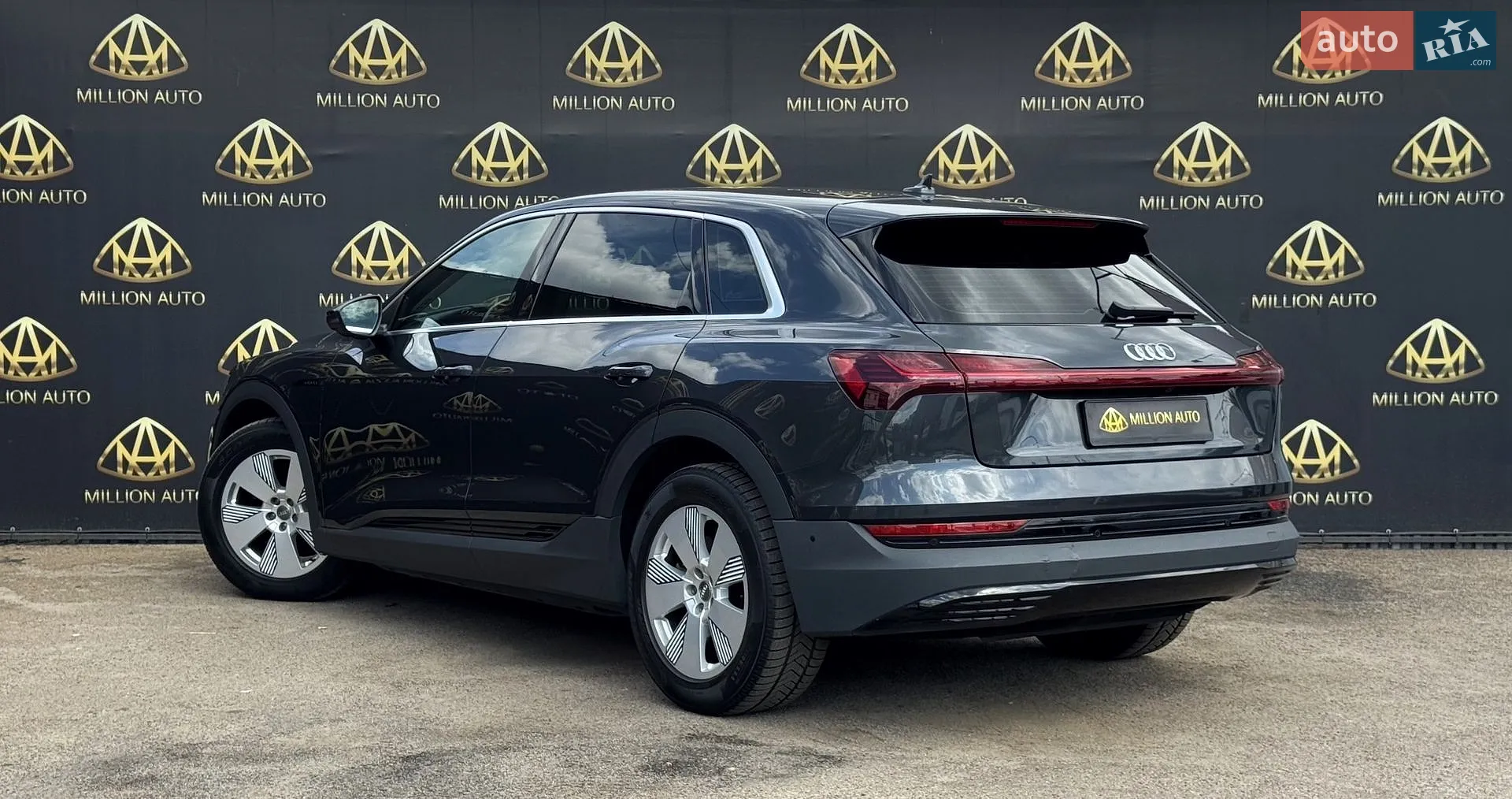 2020 Audi e-tron - мініатюра 4