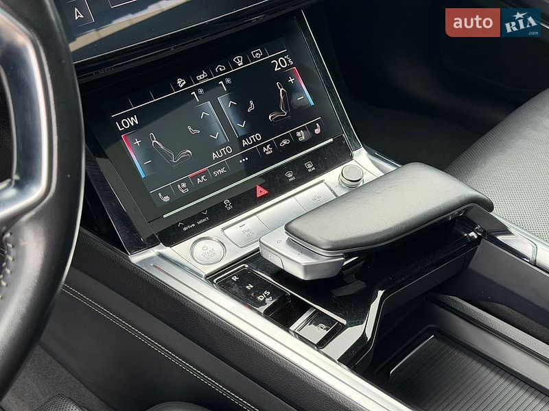 Внедорожник / Кроссовер Audi e-tron 2019 в Одессе