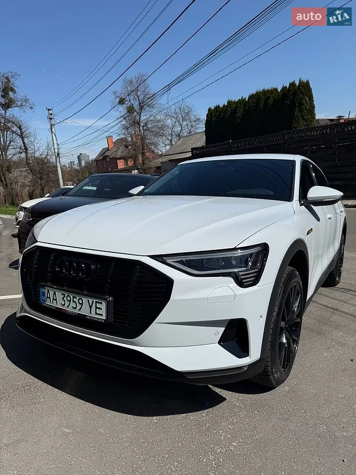 2021 Audi e-tron - мініатюра 26