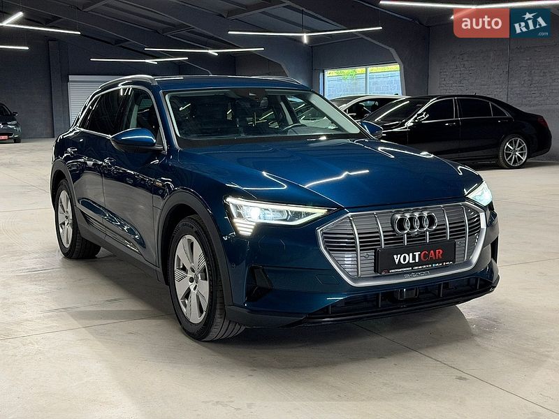 Внедорожник / Кроссовер Audi e-tron 2019 в Владимире