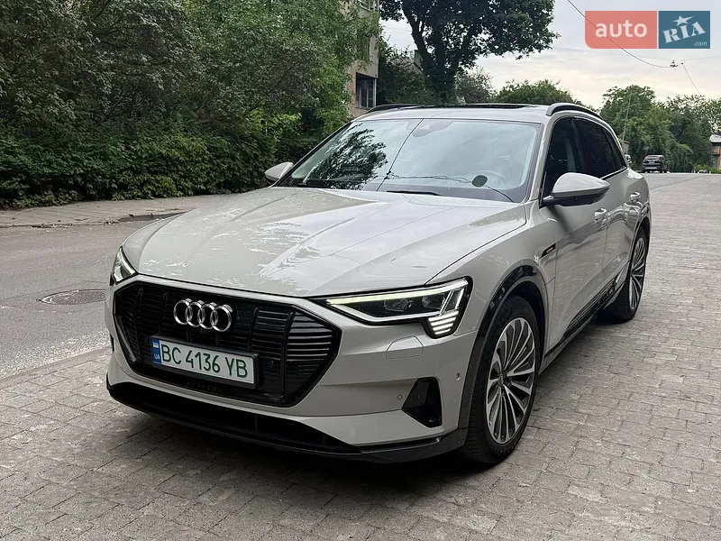 Audi e-tron 2019