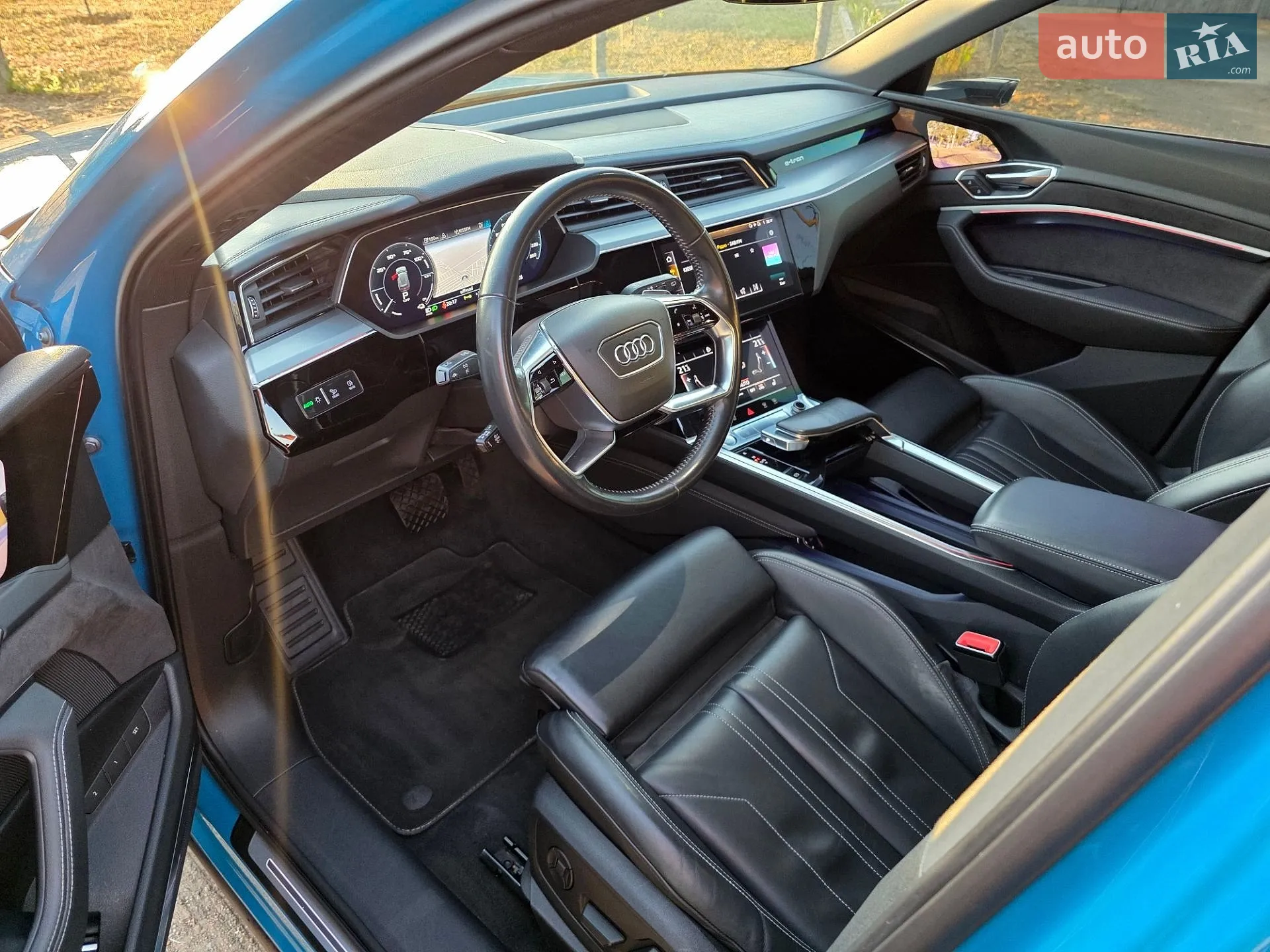 2019 Audi e-tron - мініатюра 14
