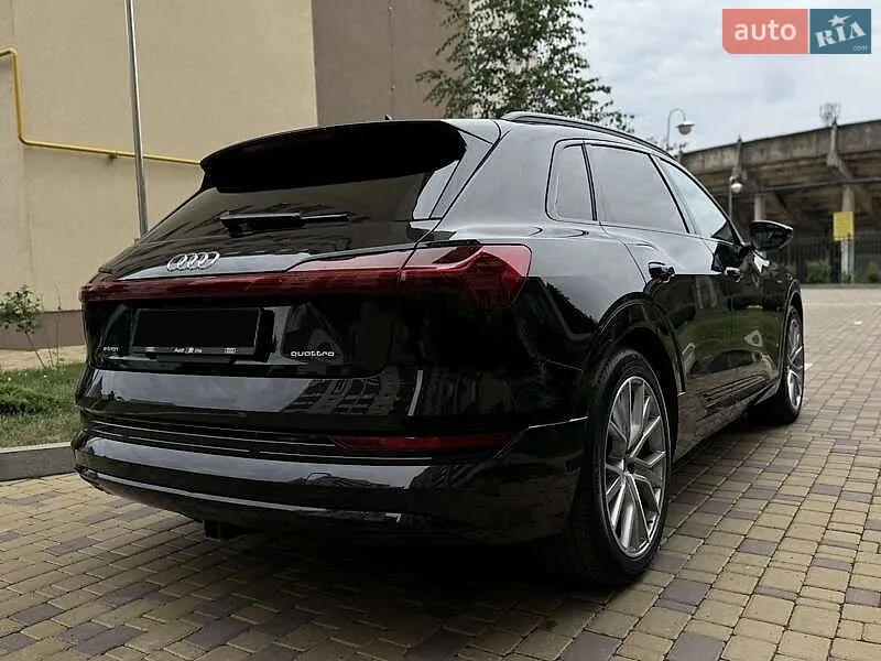 2021 Audi e-tron - мініатюра 7
