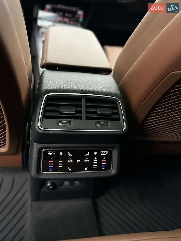 2021 Audi e-tron - мініатюра 16
