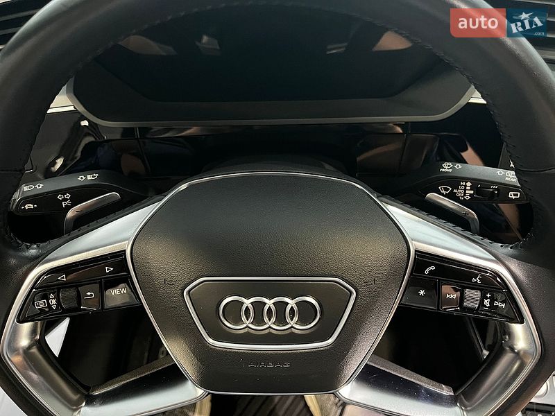 Позашляховик / Кросовер Audi e-tron 2019 в Рівному