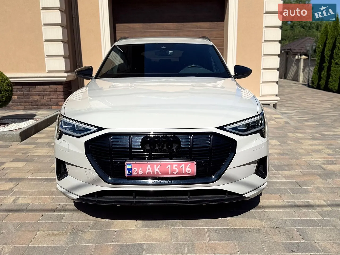 2019 Audi e-tron - мініатюра 4