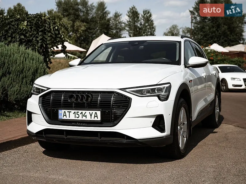 Audi e-tron