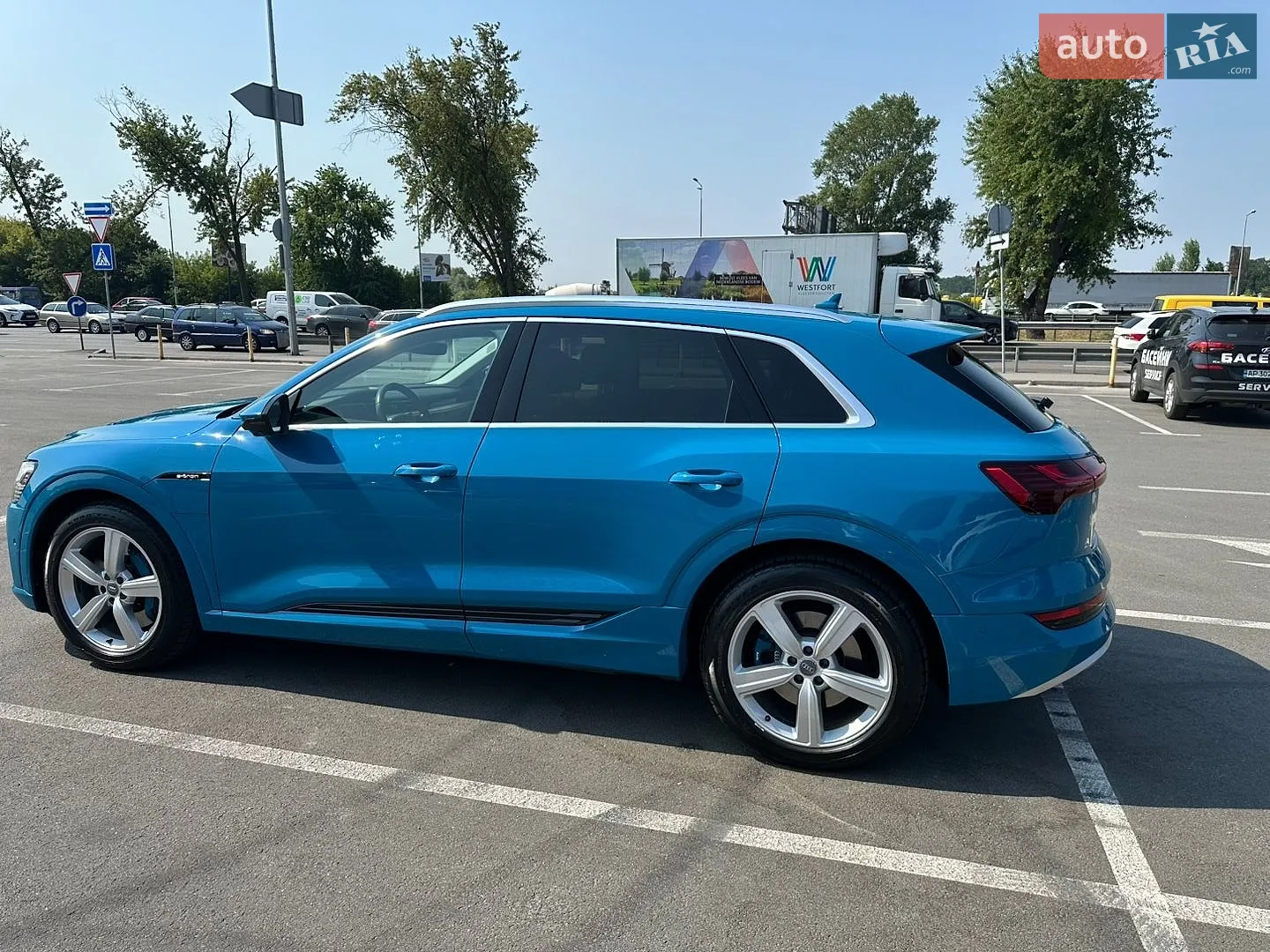 2019 Audi e-tron - мініатюра 4