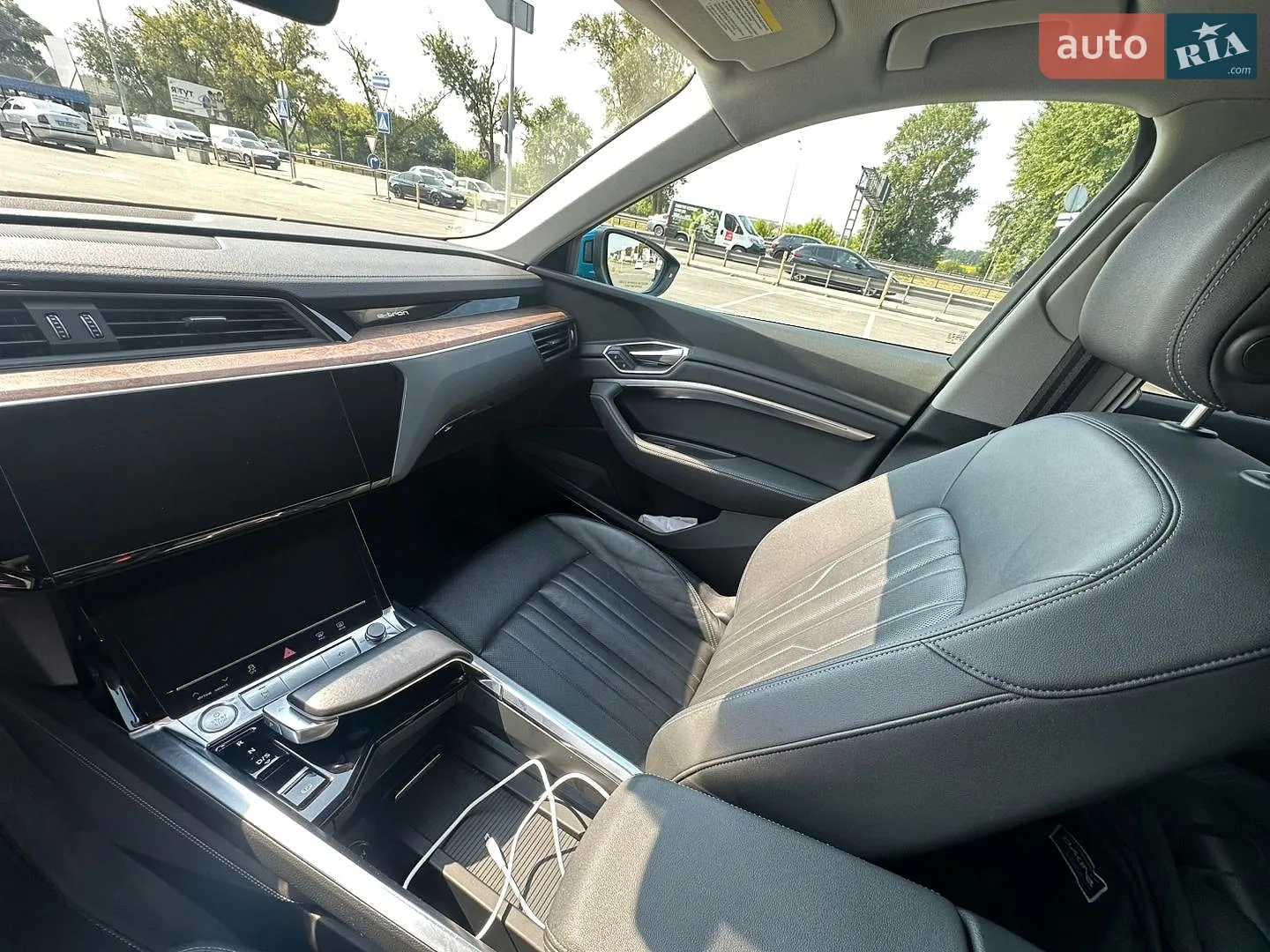 2019 Audi e-tron - мініатюра 13