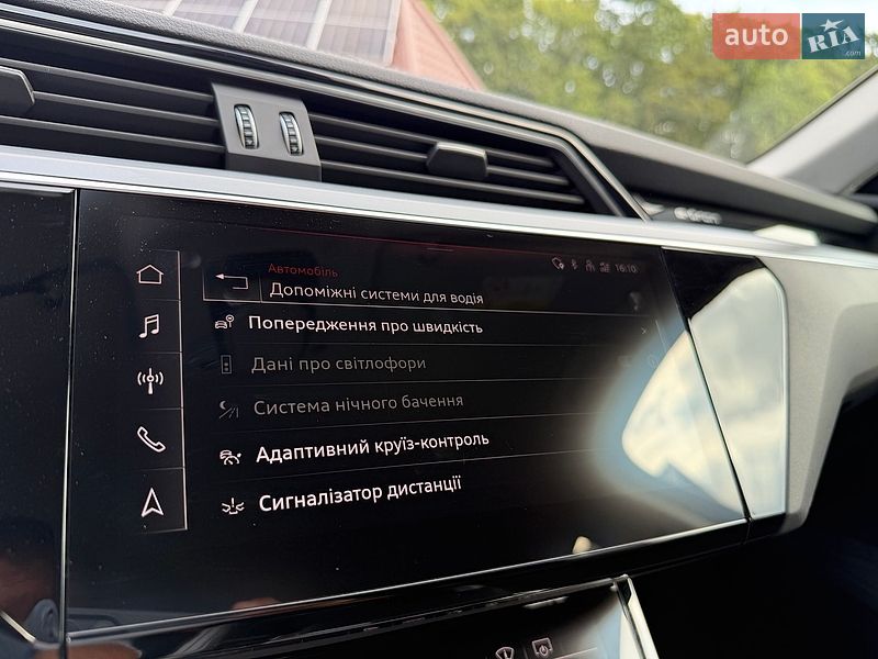 Позашляховик / Кросовер Audi e-tron 2022 в Луцьку