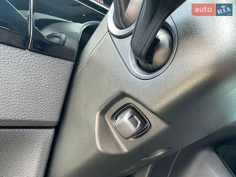 Позашляховик / Кросовер Audi e-tron 2019 в Києві фото 27 Позашляховик / Кросовер Audi e-tron 2019 в Києві