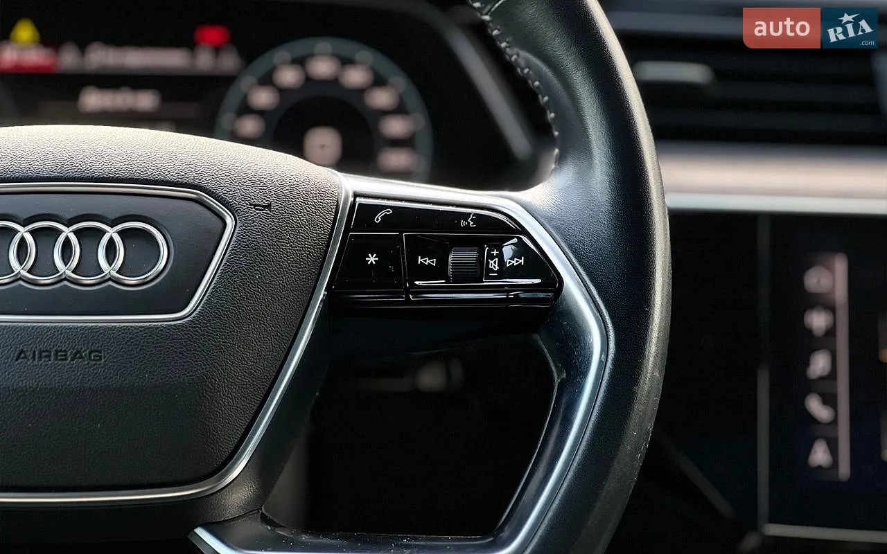 2019 Audi e-tron - мініатюра 14