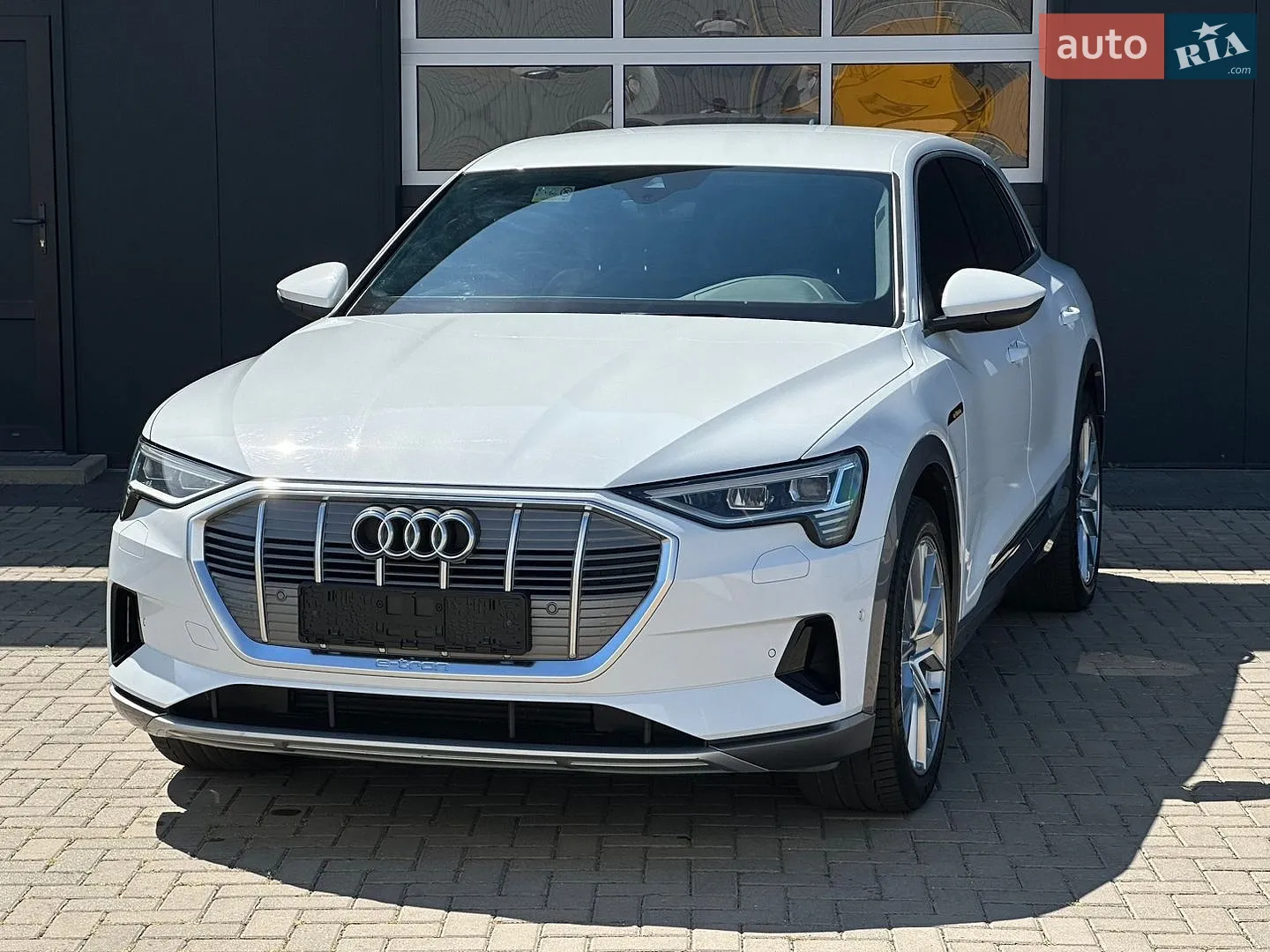 2019 Audi e-tron - мініатюра 7
