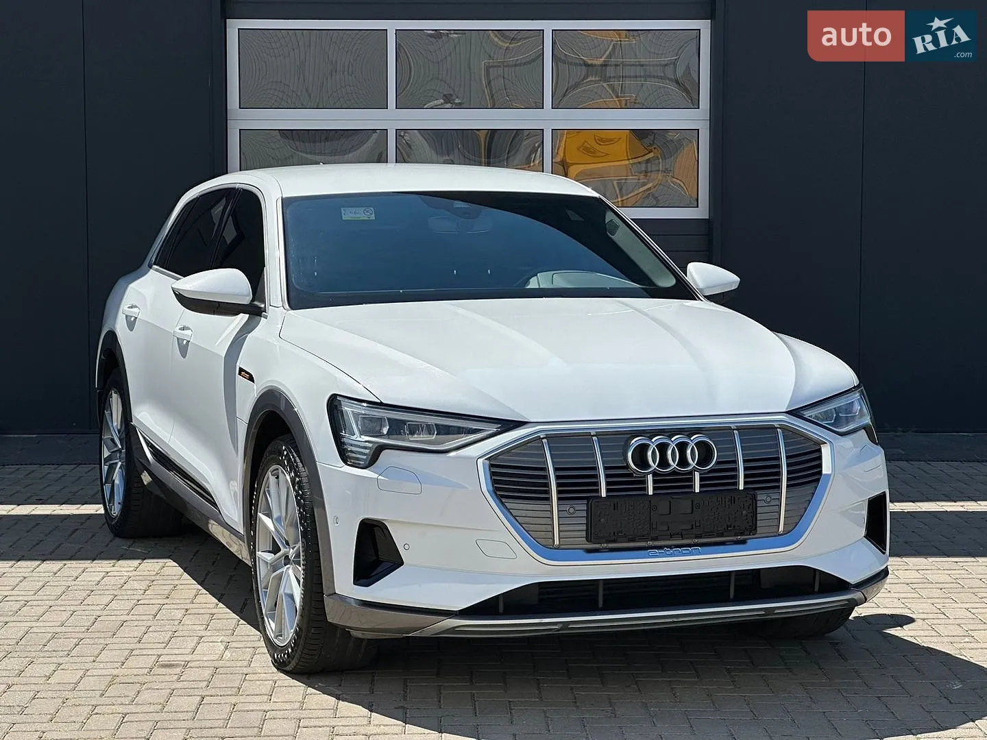 2019 Audi e-tron - мініатюра 15