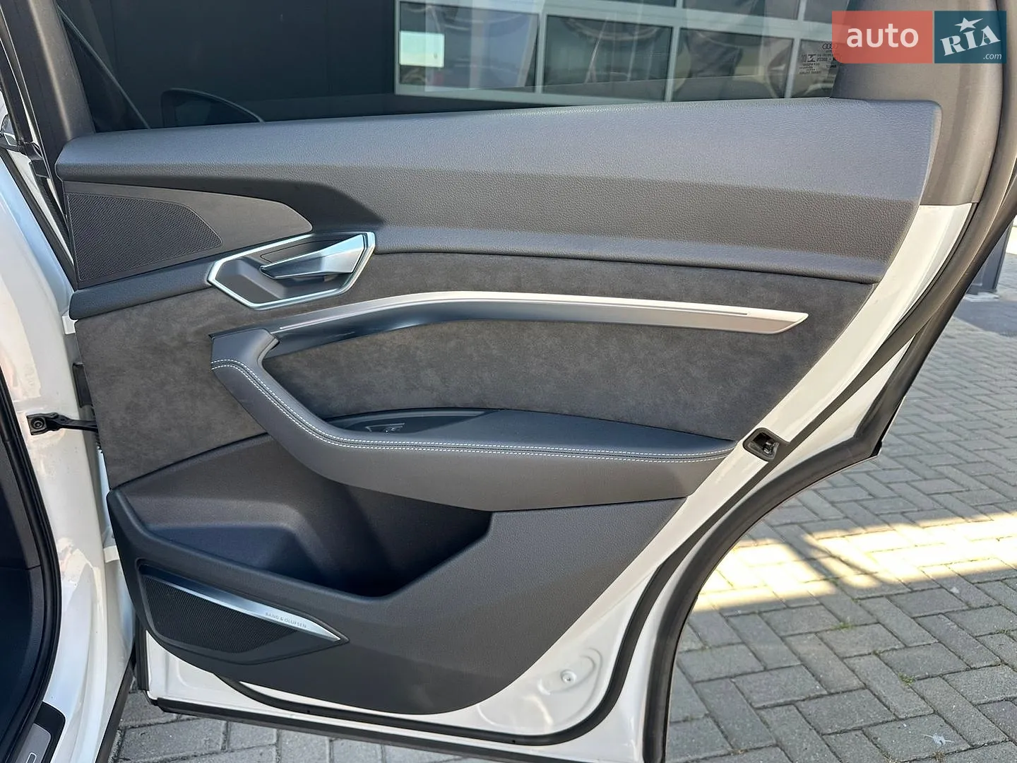 2019 Audi e-tron - мініатюра 44