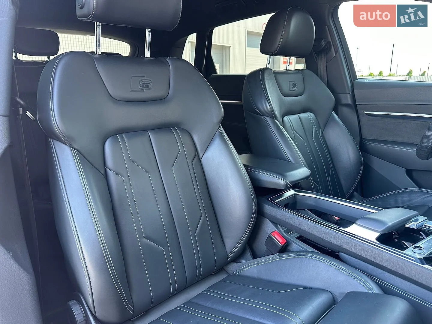 2019 Audi e-tron - мініатюра 47