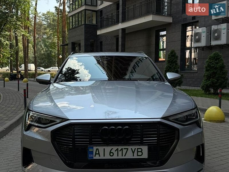Внедорожник / Кроссовер Audi e-tron 2022 в Броварах