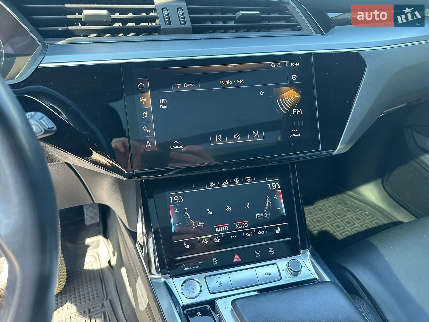 2019 Audi e-tron - мініатюра 28