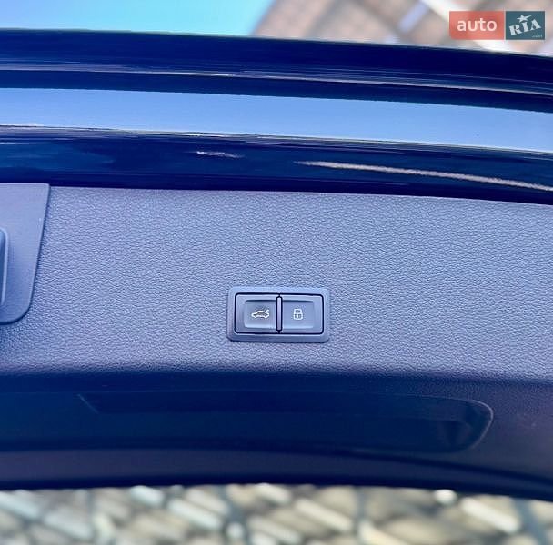 Внедорожник / Кроссовер Audi e-tron 2019 в Львове