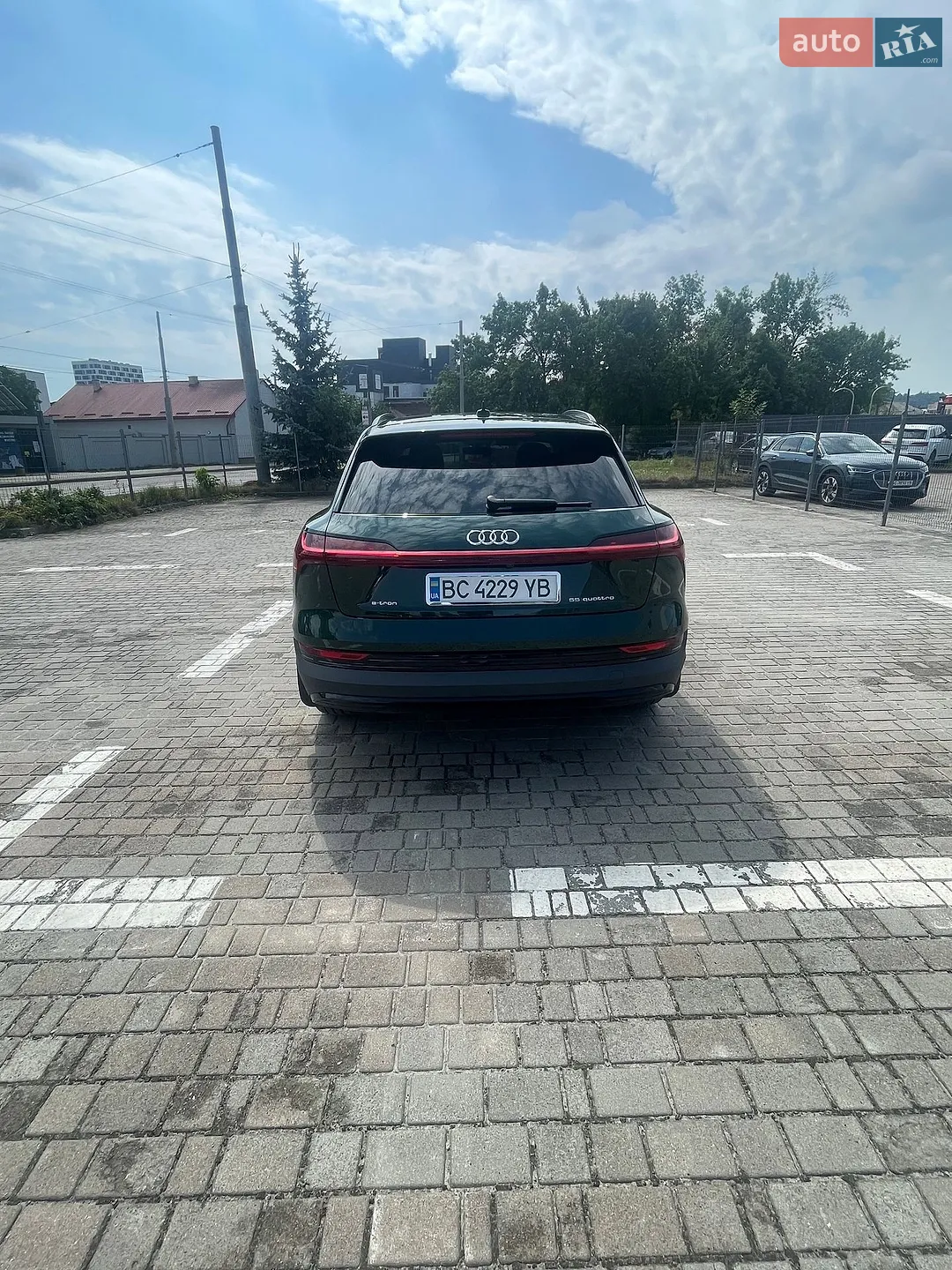 2022 Audi e-tron - мініатюра 2