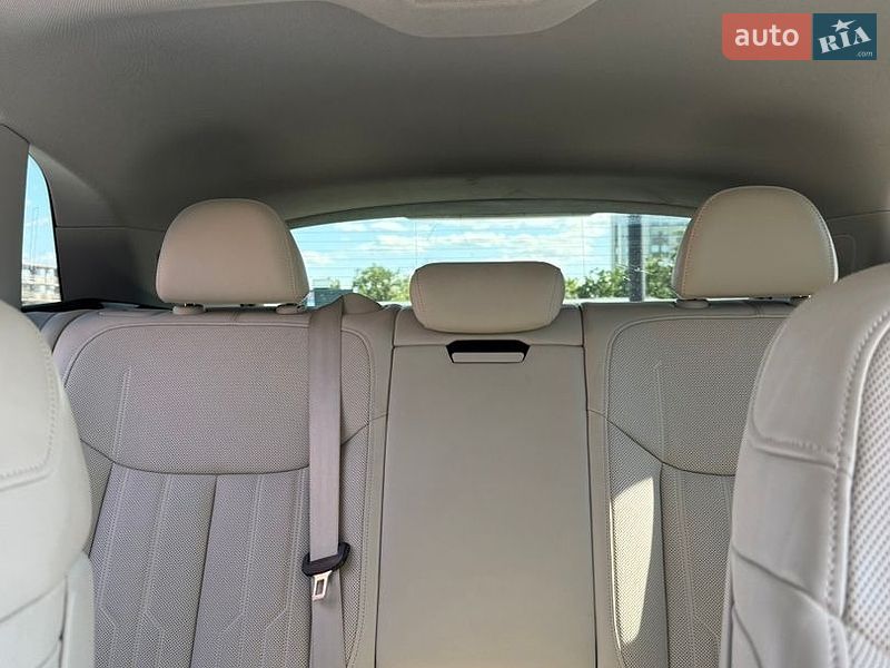 Позашляховик / Кросовер Audi e-tron 2019 в Києві