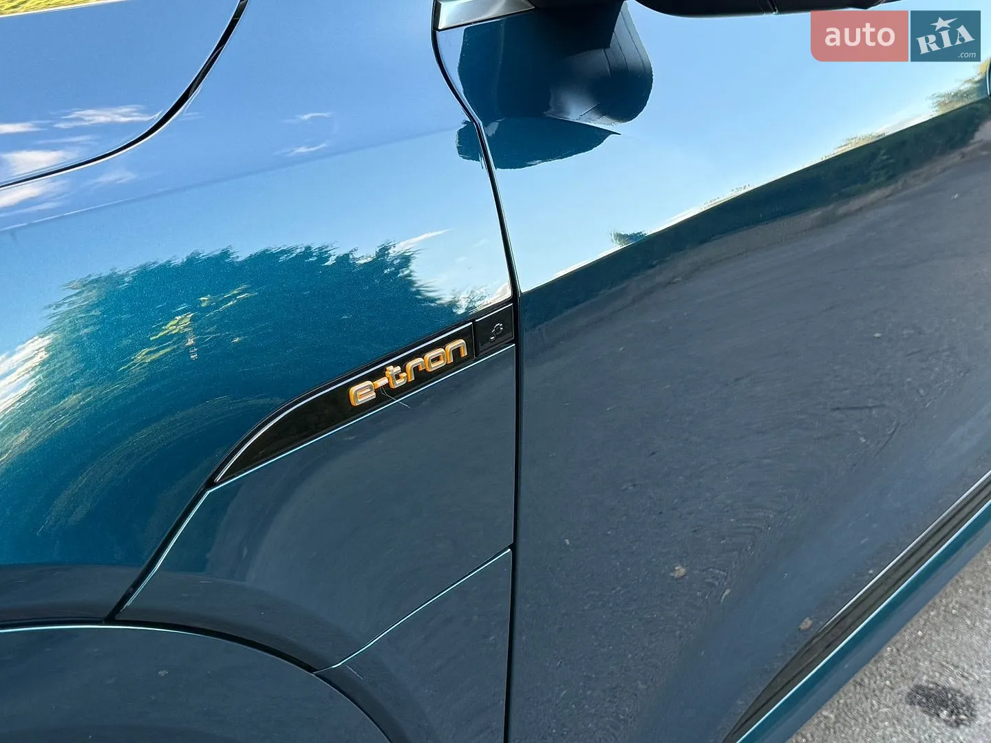 2020 Audi e-tron - мініатюра 30