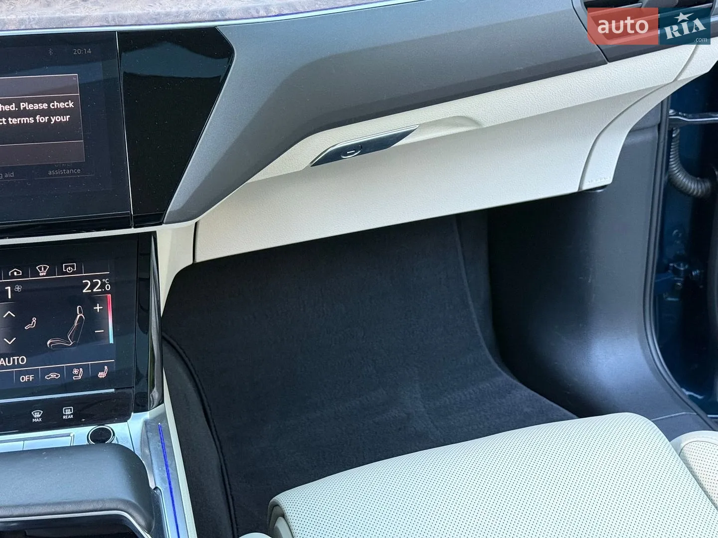 2020 Audi e-tron - мініатюра 75