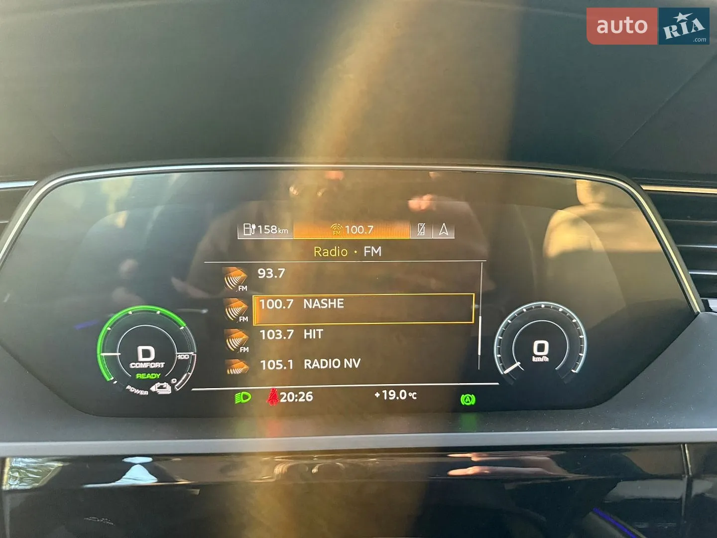 2020 Audi e-tron - мініатюра 101