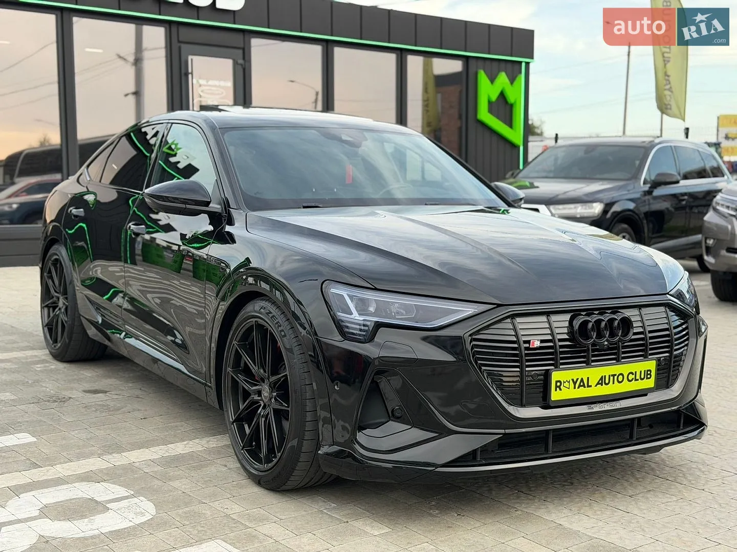 2021 Audi e-tron - фото 1