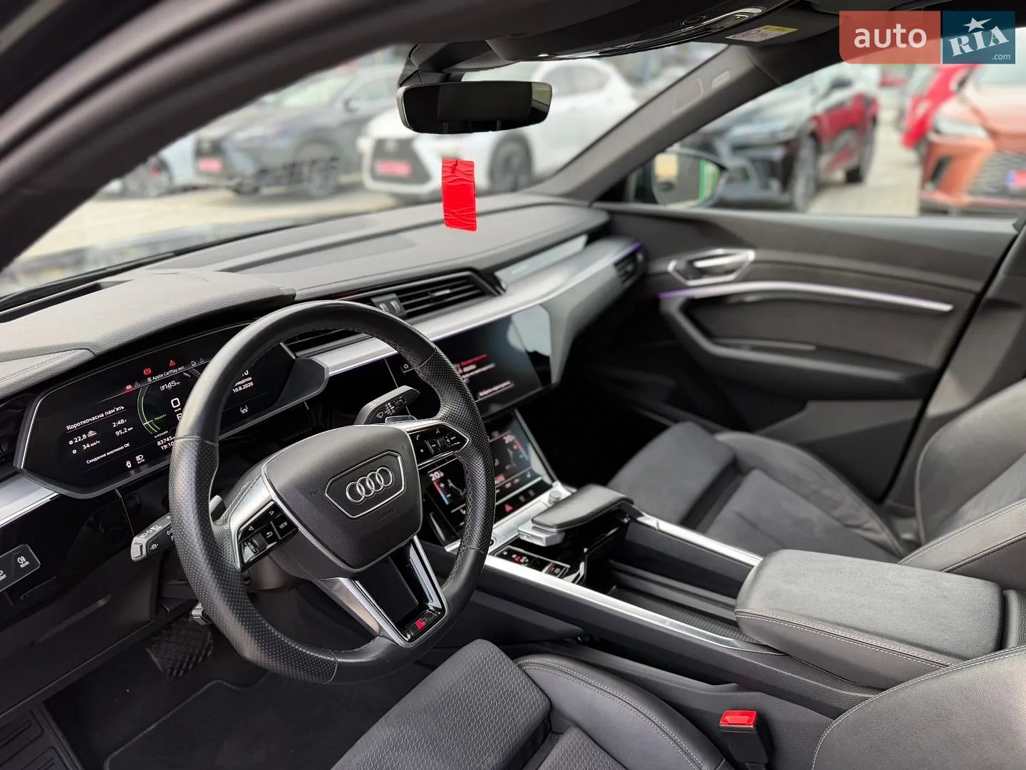 2021 Audi e-tron - мініатюра 25