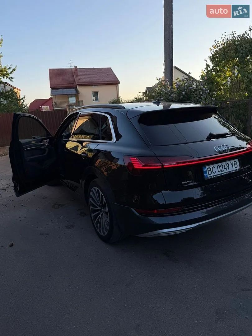 2019 Audi e-tron - мініатюра 13