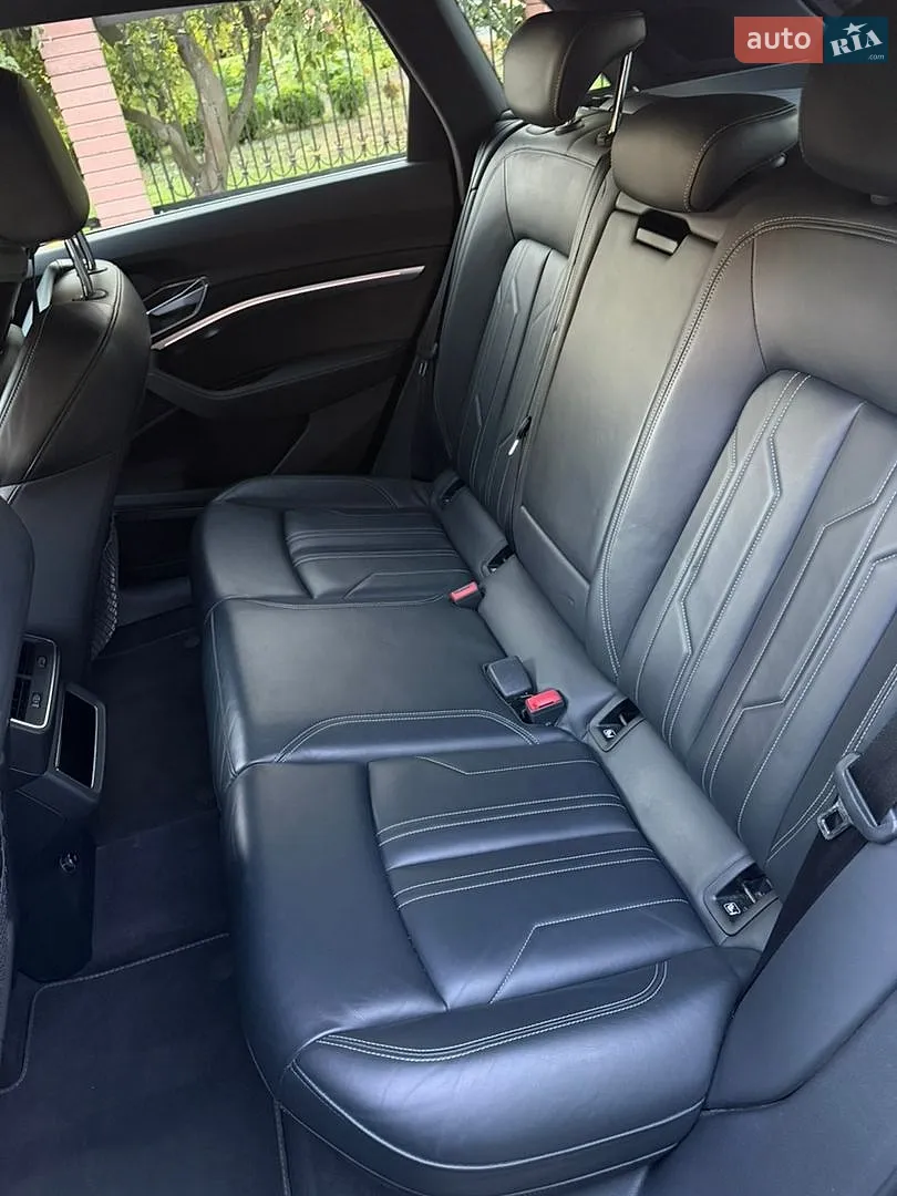 2019 Audi e-tron - мініатюра 20
