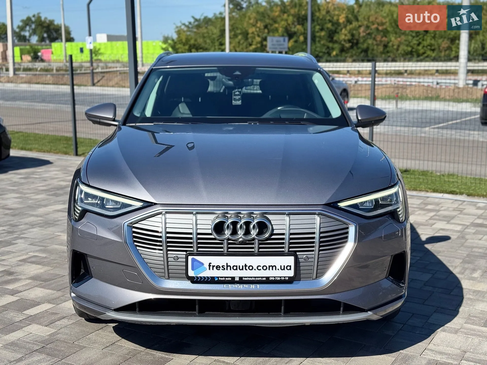 2019 Audi e-tron - мініатюра 3