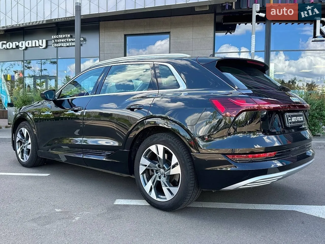2019 Audi e-tron - мініатюра 5