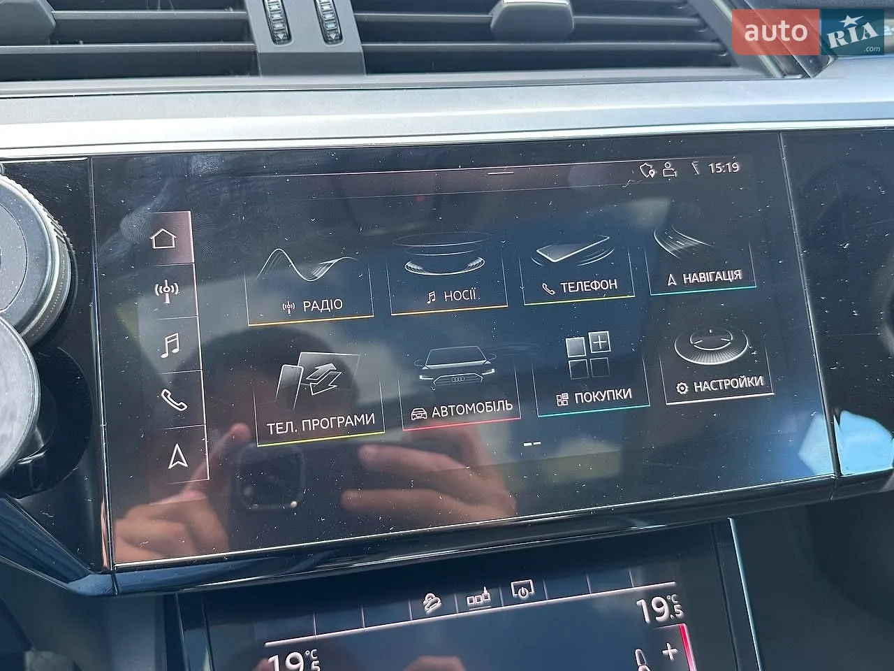 2019 Audi e-tron - мініатюра 16