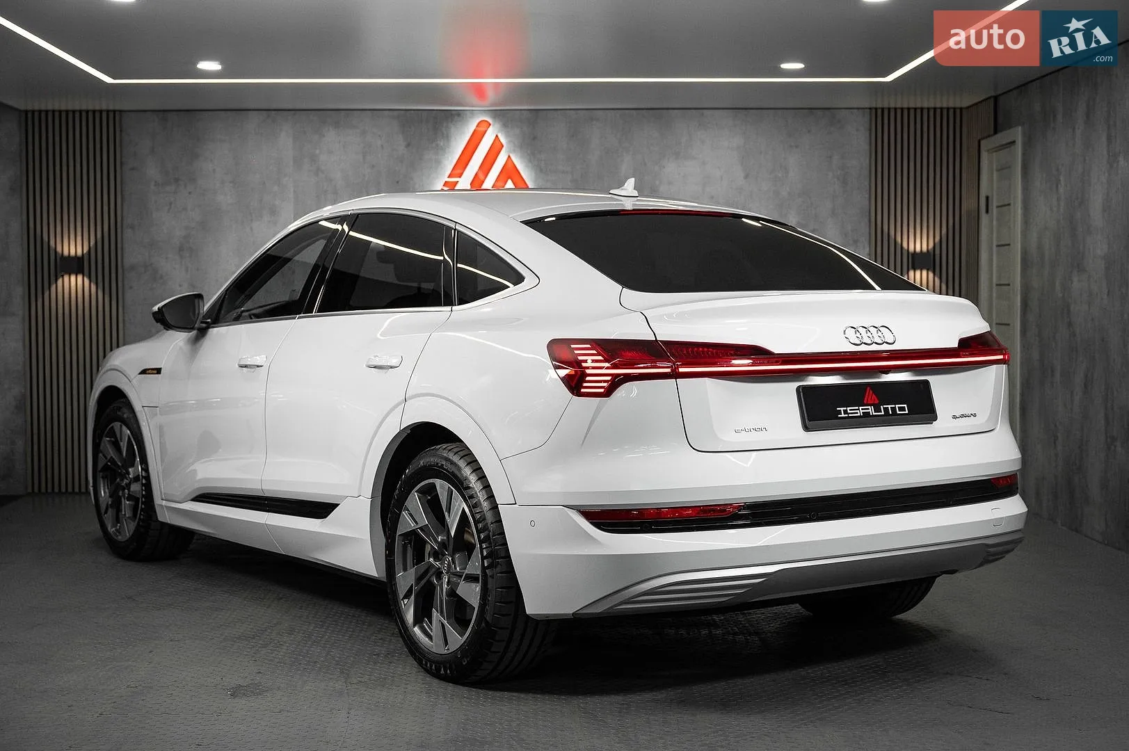 2020 Audi e-tron Sportback - мініатюра 17