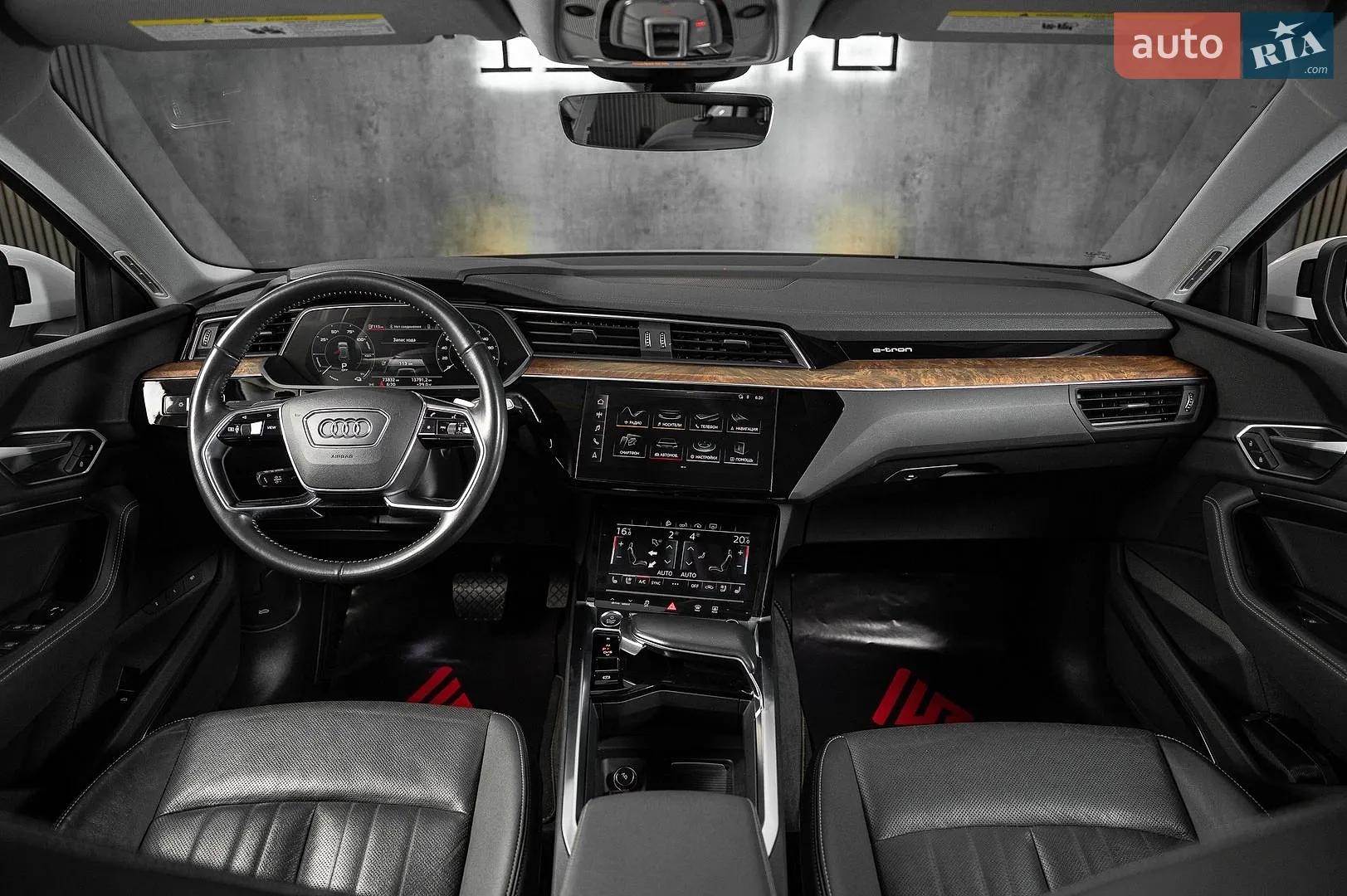 2020 Audi e-tron Sportback - мініатюра 25