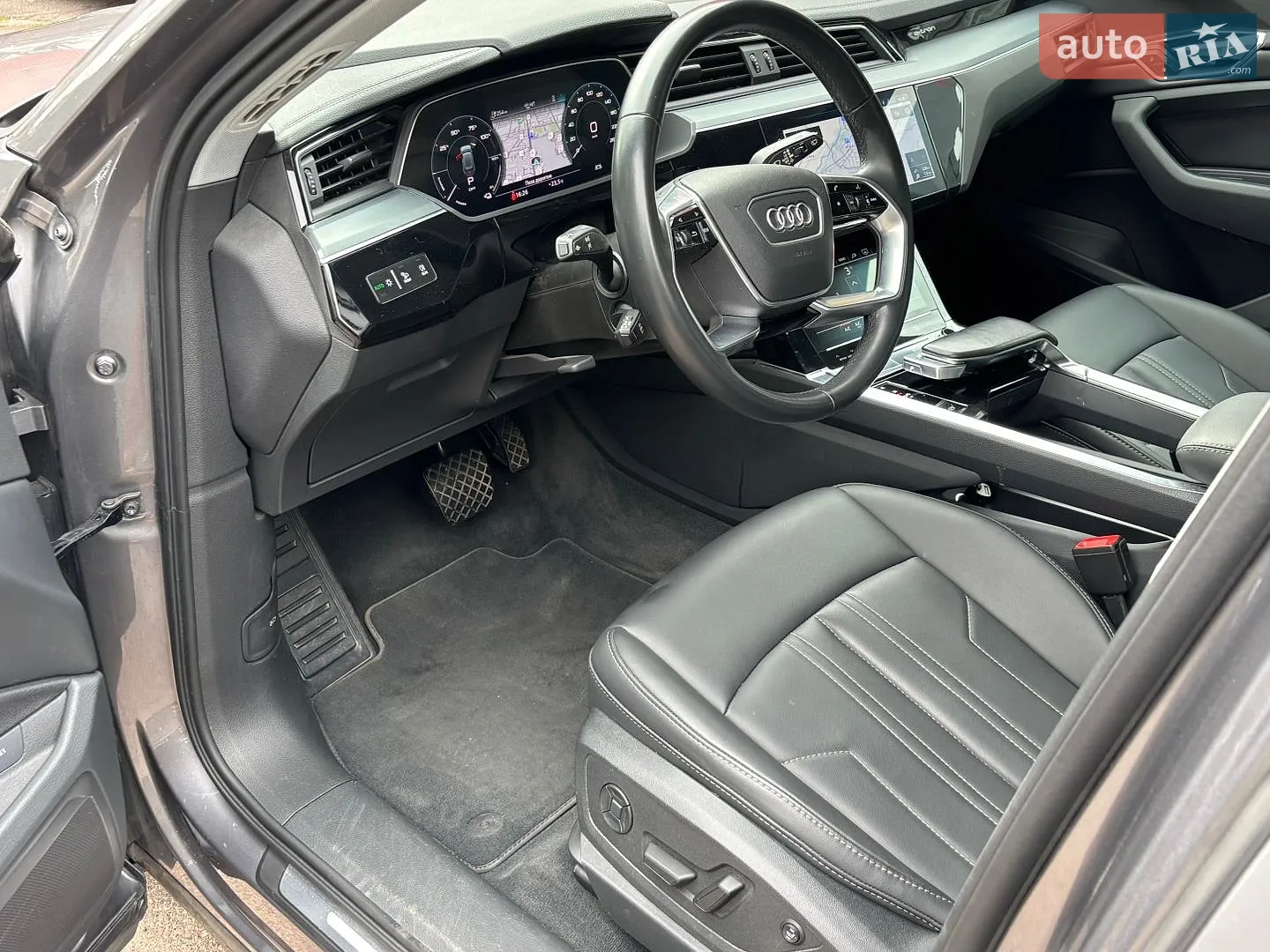 2020 Audi e-tron - мініатюра 31